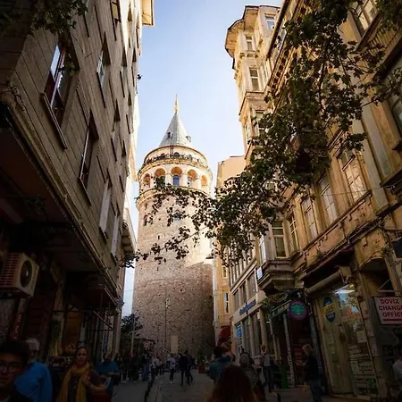 Apartman Tiny With Amazing View On Shared Terrace - 15 Steps To Galata Tower
